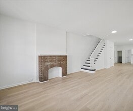 142 N 53rd St in Philadelphia, PA - Foto de edificio - Building Photo