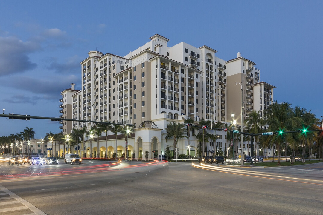 101 Via Mizner in Boca Raton, FL - Building Photo
