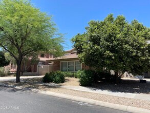 16054 W Shangri La Rd in Surprise, AZ - Building Photo - Building Photo