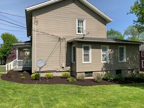 117 Gorham St, Unit 117.5 in Canandaigua, NY - Building Photo - Building Photo