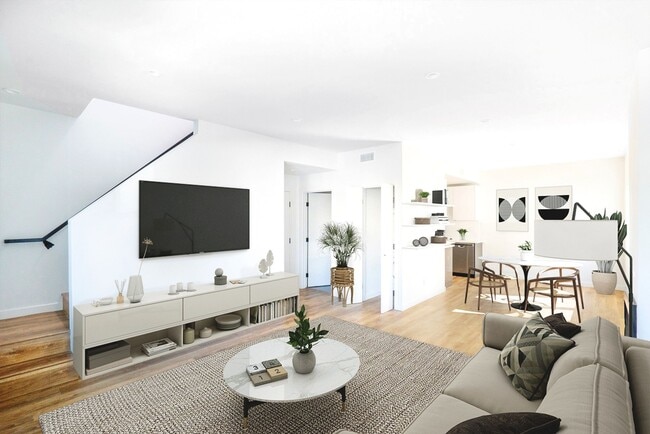 6120 Eleanor Ave in Los Angeles, CA - Building Photo - Building Photo