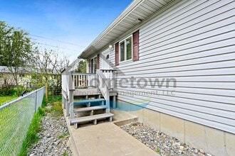 6498 Tamarack Ln in Bonners Ferry, ID - Building Photo - Building Photo
