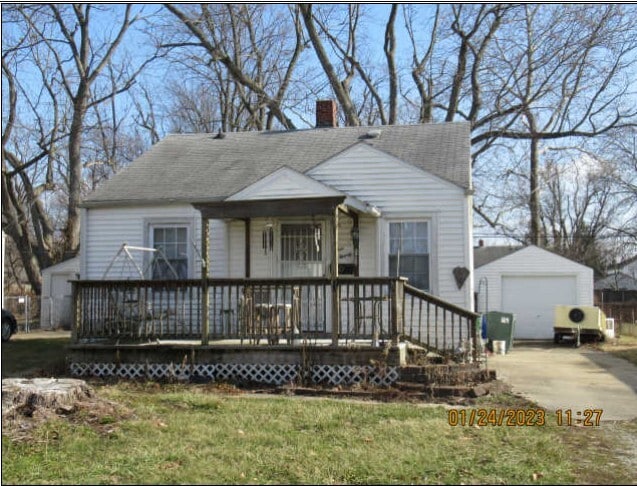 property at 1020 N Oakcrest Ave