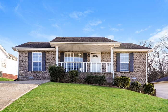 958 Russet Dr in Clarksville, TN - Building Photo