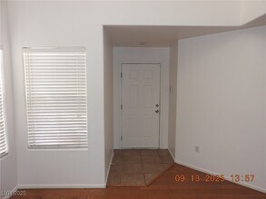 9504 Havasu Canyon Ave in Las Vegas, NV - Building Photo - Building Photo