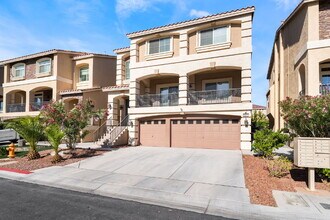 8137 Crimson Creek Ct in Las Vegas, NV - Building Photo - Building Photo