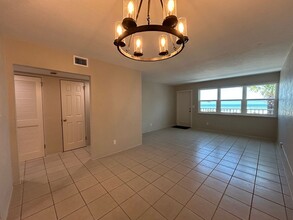 1740 Ocean Shore Blvd in Ormond Beach, FL - Building Photo - Building Photo