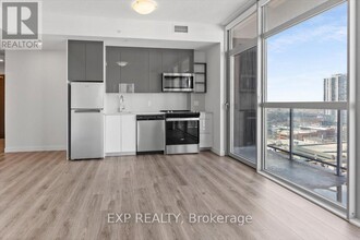 60-1460 Frederick St in Kitchener, ON - Building Photo - Building Photo