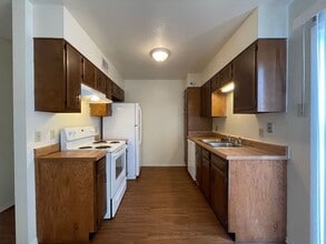 8840 Glen Meadow Ln in Beaumont, TX - Building Photo - Building Photo