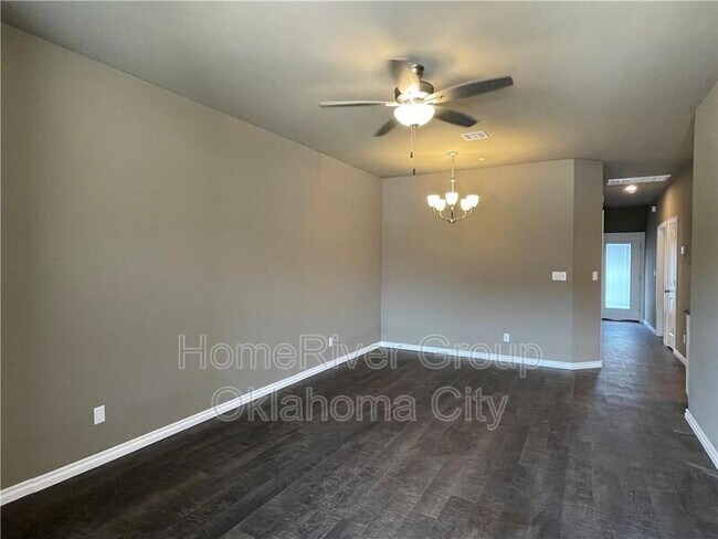 1003 SW 91st St in Oklahoma City, OK - Building Photo - Building Photo