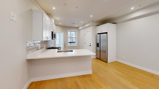 166 Allston St, Unit 4
