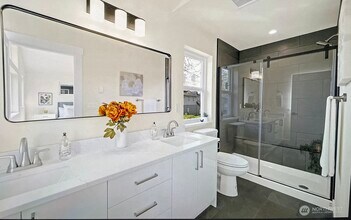 2850 Sandwood Ln in Blaine, WA - Foto de edificio - Building Photo