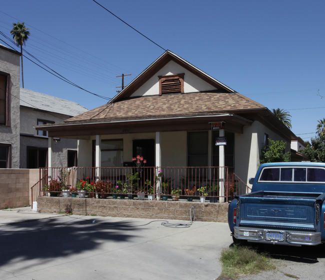 2851-2859 7th St in Riverside, CA - Foto de edificio - Building Photo