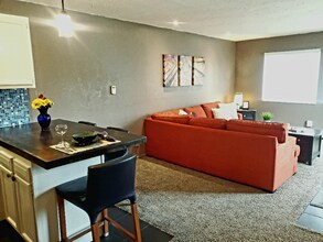 857 S Van Gordon Ct in Denver, CO - Foto de edificio - Building Photo