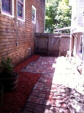 1534 Benton St, Unit B in Alameda, CA - Building Photo - Building Photo