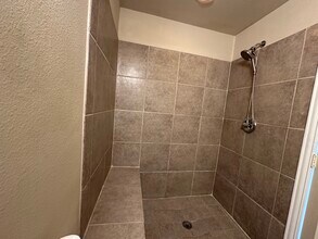 3011 Lockmoor Ln in Dallas, TX - Building Photo - Building Photo