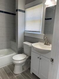 3915 Cotswold St photo'