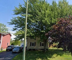 407 Kaymar Dr in Buffalo, NY - Building Photo