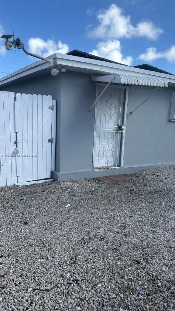 3100 NW 91st St in Miami, FL - Foto de edificio - Building Photo