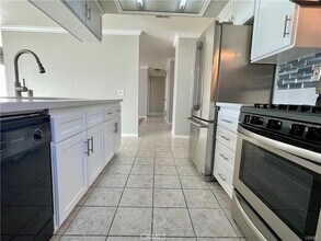16135 Reed Ct in Fontana, CA - Building Photo - Building Photo