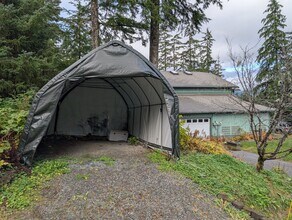 6754 Marguerite St in Juneau, AK - Building Photo - Building Photo