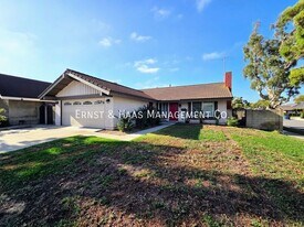 13118 Carolyn St in Cerritos, CA - Building Photo