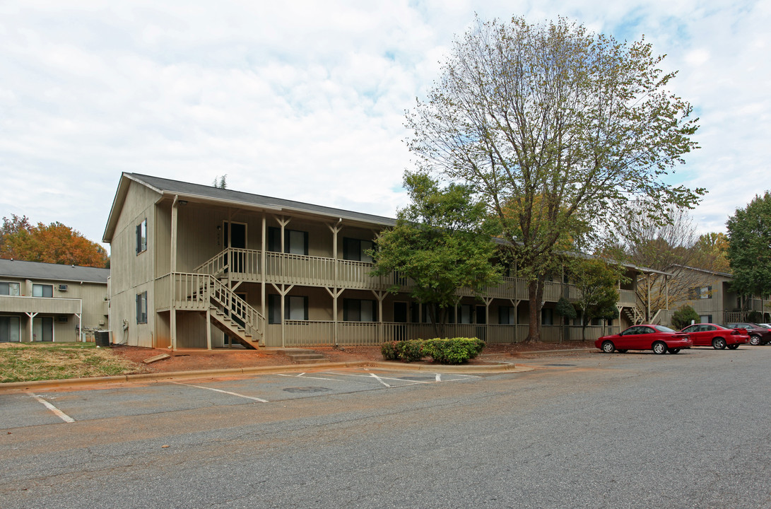 Northwood Apartment Homes in Mocksville, NC - Foto de edificio