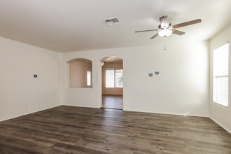 17020 W Watkins St in Goodyear, AZ - Building Photo - Building Photo