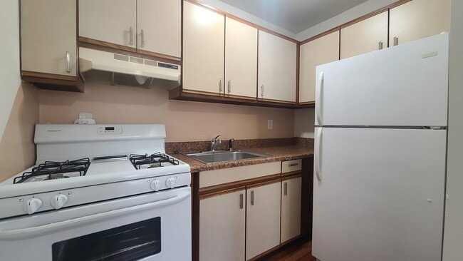 77 Colgate St in Jersey City, NJ - Building Photo - Building Photo