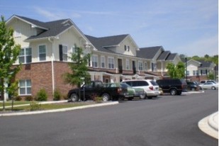 Rivers Edge at Elizabeth Crossing Apartments