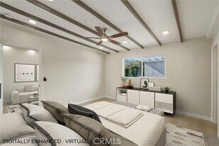 6017 Encino Ave in Los Angeles, CA - Building Photo