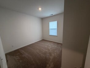 225 Idle Dr in Shelbyville, TN - Building Photo - Building Photo