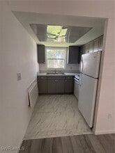 3250 10th St N in Naples, FL - Building Photo - Building Photo