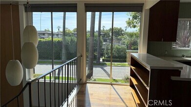 422 S Orange Grove Blvd in Pasadena, CA - Building Photo - Building Photo