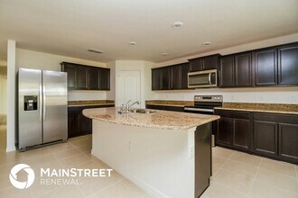 35721 Rose Moss Ave in Leesburg, FL - Building Photo - Building Photo