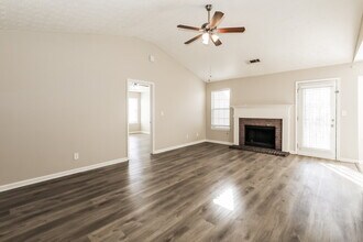 939 Maple Leaf Ridge in Jonesboro, GA - Building Photo - Building Photo