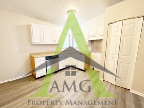 2712 Grassy Creek Ct in Indianapolis, IN - Building Photo - Building Photo