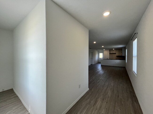 1 Art Wall Wy in San Antonio, TX - Building Photo - Building Photo