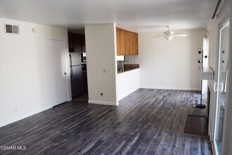 28725 Conejo View Dr in Agoura Hills, CA - Building Photo - Building Photo