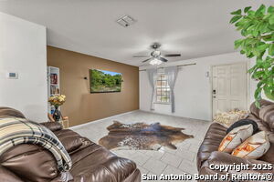 6807 Treselle Ln. in San Antonio, TX - Building Photo - Building Photo