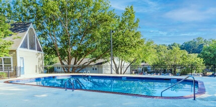 Bradford Gwinnett Apartments in Norcross, GA - Building Photo - Building Photo