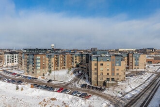 Flagstone in Eden Prairie, MN - Building Photo - Building Photo