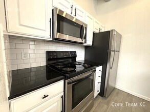 320 W 7th St in Kansas City, MO - Building Photo - Building Photo