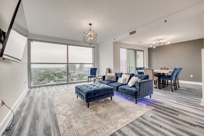 property at 307 W Trade St