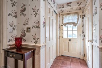 612 High Mountain Rd in Franklin Lakes, NJ - Building Photo - Building Photo