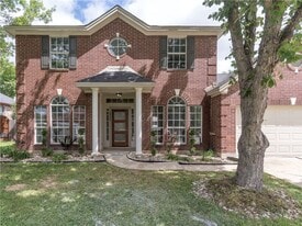 6506 Bramber Ln in Austin, TX - Building Photo