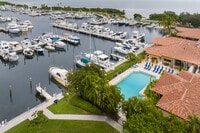 Apartments in Longboat Key, FL