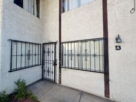 4264 Tara Ave in Las Vegas, NV - Building Photo