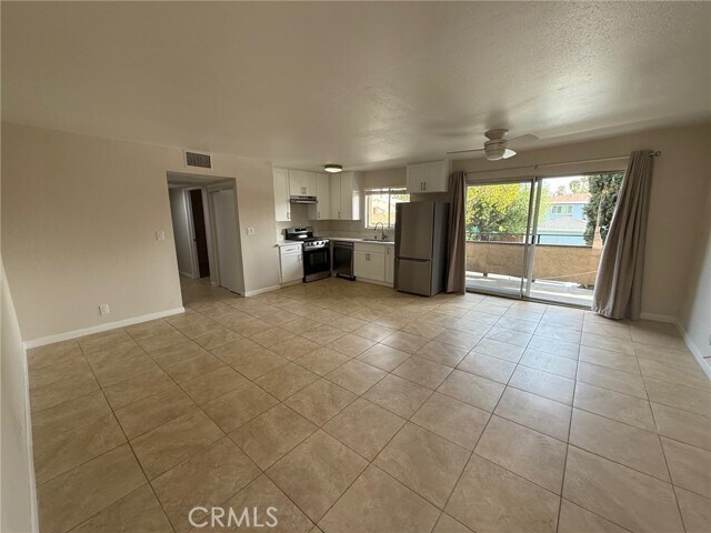 419 E Sycamore St-Unit -D in Anaheim, CA - Building Photo