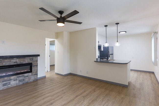 Plum Street Garden Apartments